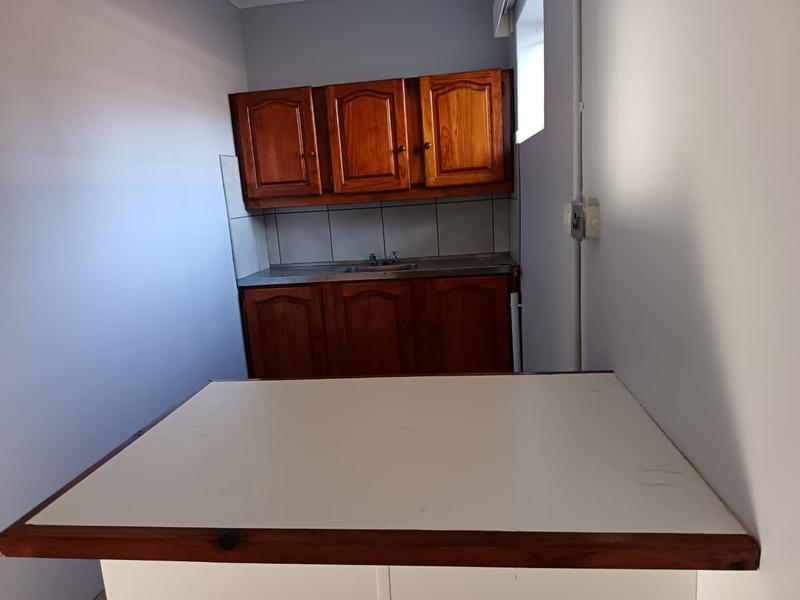 2 Bedroom Property for Sale in Albertinia Western Cape